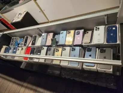 Phone Mart - photo 2