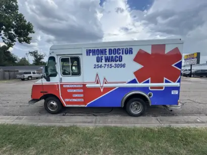 iPhone Doctor of Waco - photo 1