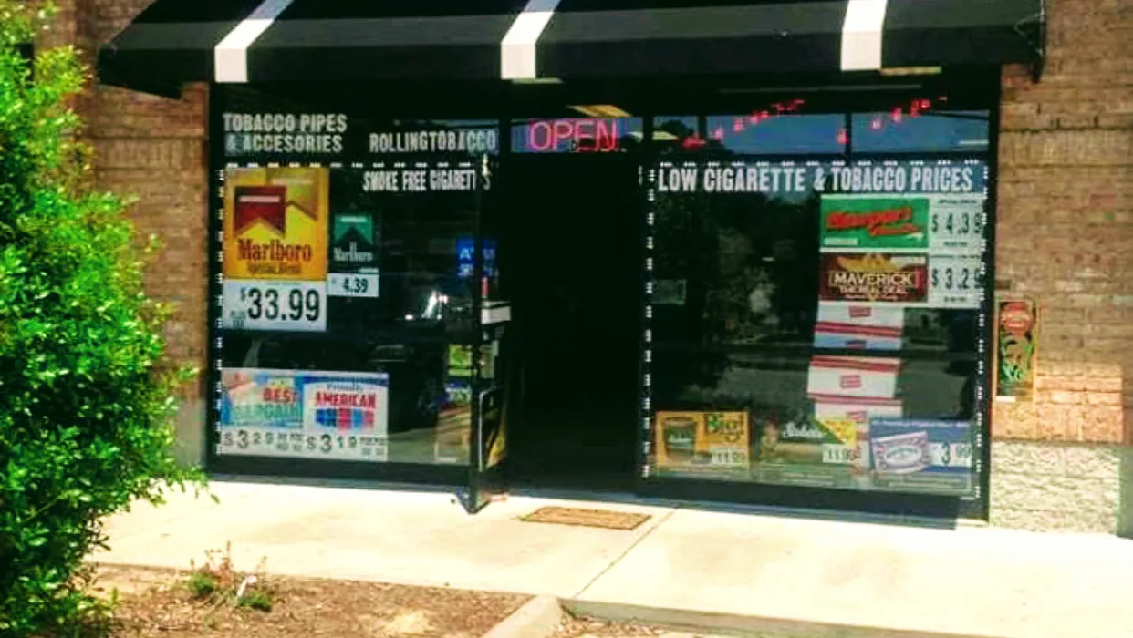Photo of phone repair shop , Selectel wireless , Prepaid Verizon.