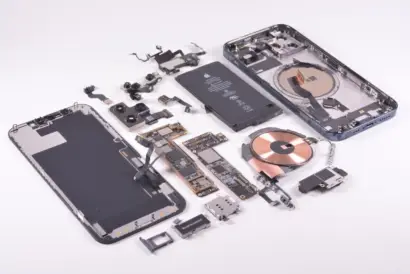 Boulder iPhone Repair - photo 1