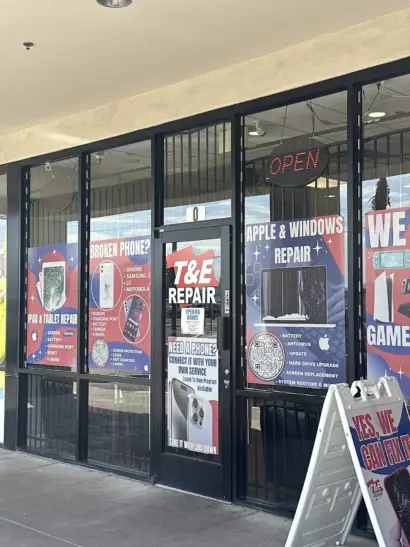 T&E Phone Repair - Camelback Rd | Glendale, AZ - photo 1