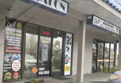 D & R Electronix Cell Phone Repairs - Redlands - photo 1