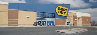 Geek Squad - photo 1